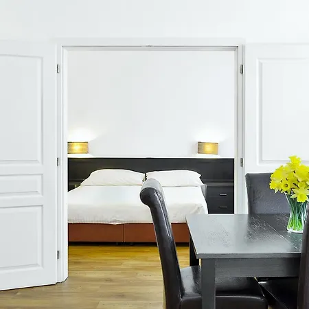 Park Apartment