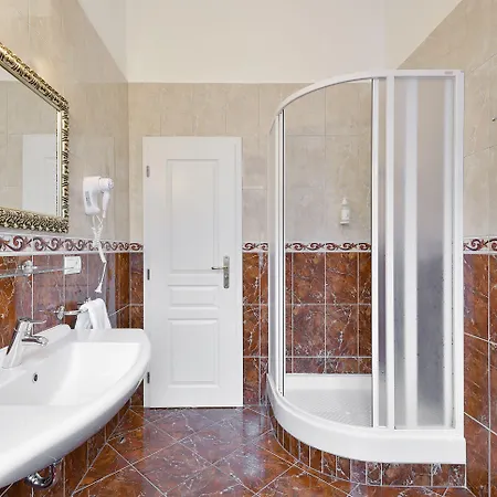 Park Апартаменты Марианске-Лазне